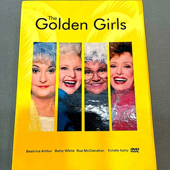 🎬”The Golden Girls”—Complete Series—DVD ((Like New))🎬 - Picture 1 of 11